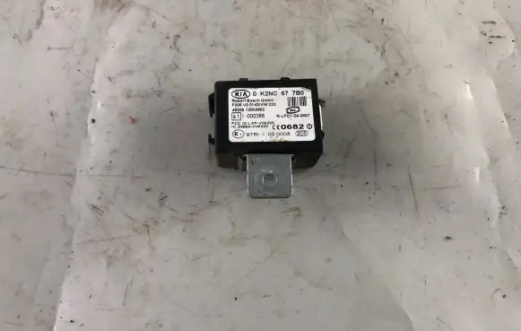 KIA Sorento Immobilizer control unit/module 0K2NC677B0 00386 4920510004862