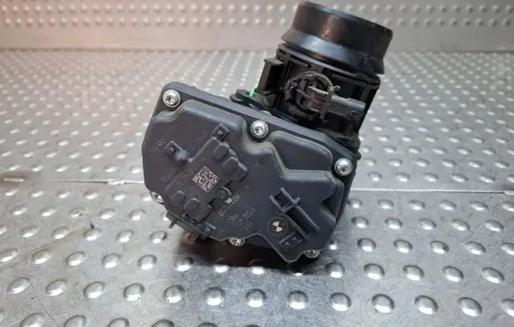 BMW X3 G01 Throttle body valve S27705866 8512452