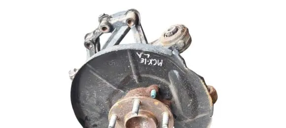 Rear wheel hub spindle/knuckle