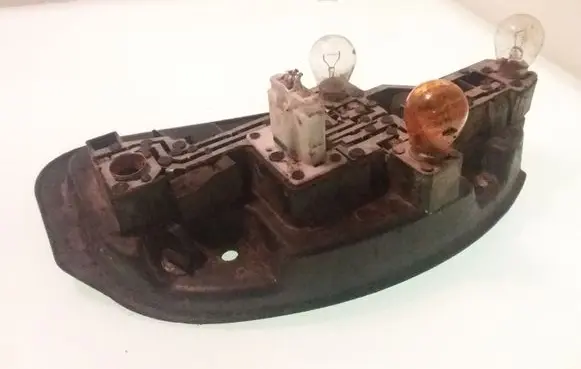 Tail light part
