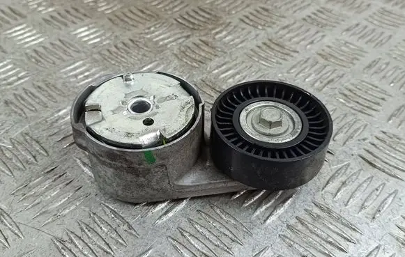 Jeep Grand Cherokee WL Generator/alternator belt tensioner 05281266AA