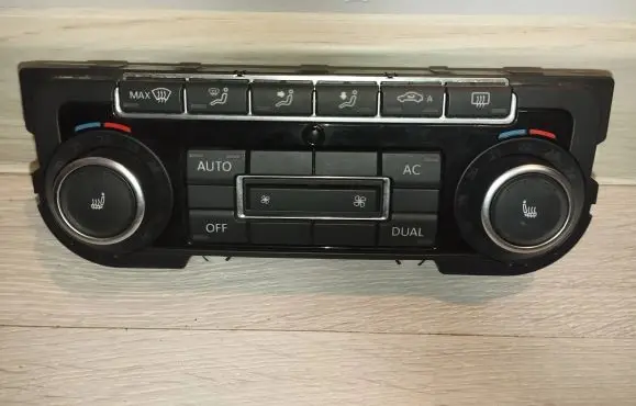 Volkswagen Caddy Climate control unit 5K0907044EA 5HB00974681 SW1010