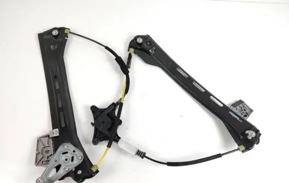 Mercedes-Benz CLS C218 AMG Front window lifting mechanism without motor