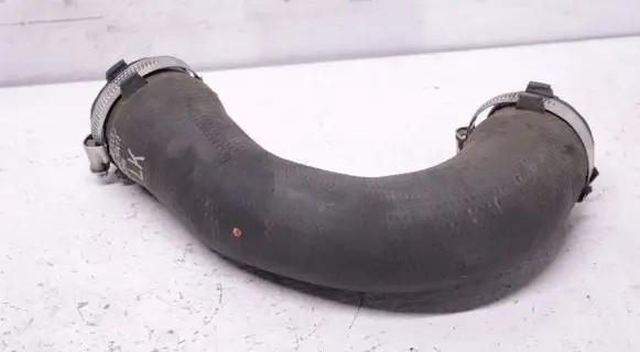 Intercooler hose/pipe