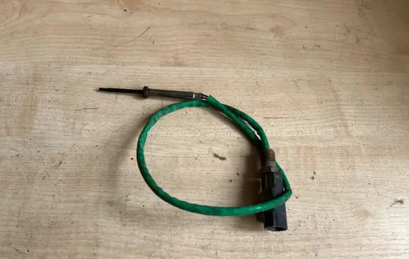 Ford Focus Exhaust gas temperature sensor BK3A12B591BB