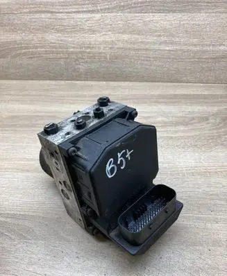 Volkswagen PASSAT B5.5 ABS Pump 0265950055 4B0614517G