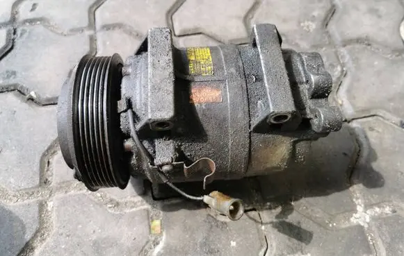 Volvo S80 Air conditioning (A/C) compressor (pump) 8708581