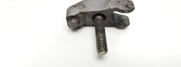 Volvo S80 Fuel Injector clamp holder