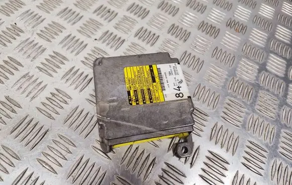 Toyota Avensis T250 Airbag control unit/module 8917005120