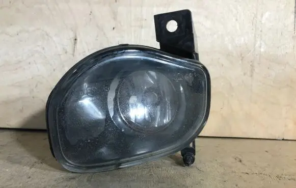 Toyota Avensis T250 Front fog light 8122005060