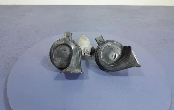 Skoda Rapid (NH) Horn signal 3B0951223E