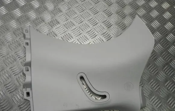 Toyota Yaris (C) pillar trim 62472LH Baldai3281
