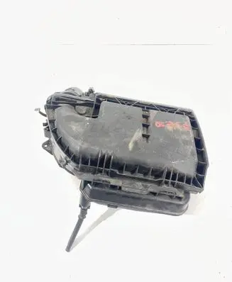 Peugeot 3008 I Air filter box 9673061080
