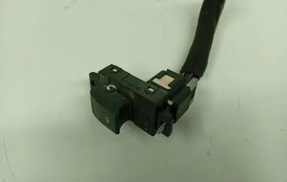 Opel Antara Electric window control switch 202005438