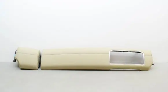 Dashboard glove box trim