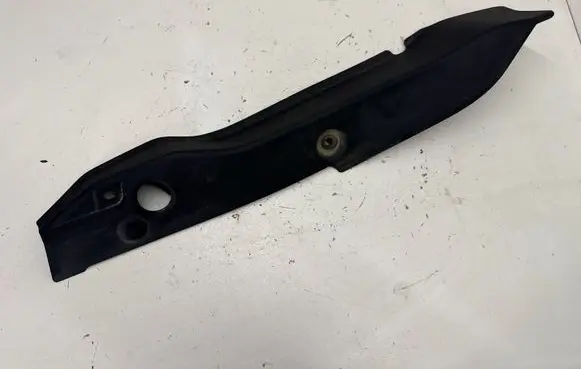 Subaru Impreza V Front arch trim 57256FL010