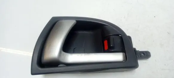 Hyundai Santa Fe Front door interior handle