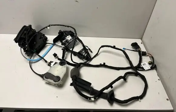 BMW XM Coupe door lock (next to the handle) 7477701 7444677