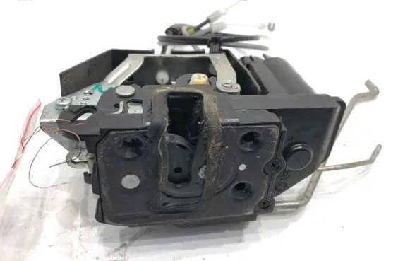 Hyundai i10 Front door lock