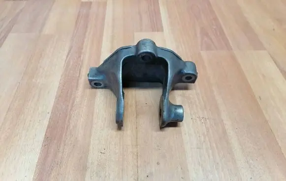 Renault Espace V (RFC) Engine mounting bracket 113321158R