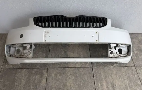 Skoda Octavia Mk3 (5E) Front bumper 5E0807221