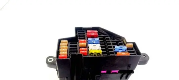 Skoda Octavia Mk2 (1Z) Fuse box set