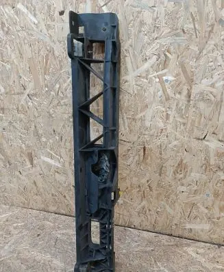 Citroen C4 II Picasso Top upper radiator support slam panel 9806629380