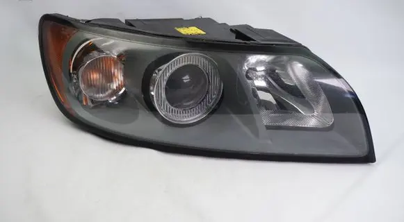 Volvo V50 Headlight/headlamp 30698886RH 0301198204