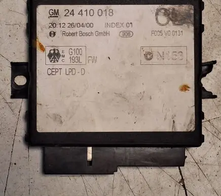 Opel Zafira A Comfort/convenience module 24410018 N153 F005V00131