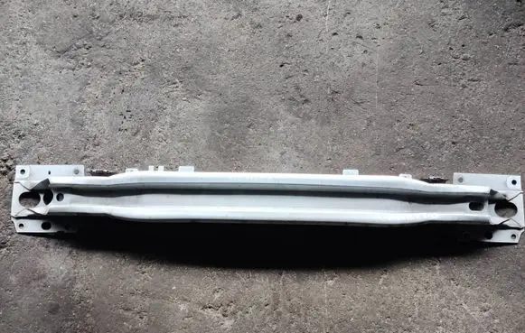 Volvo S60 Front bumper cross member 31349057