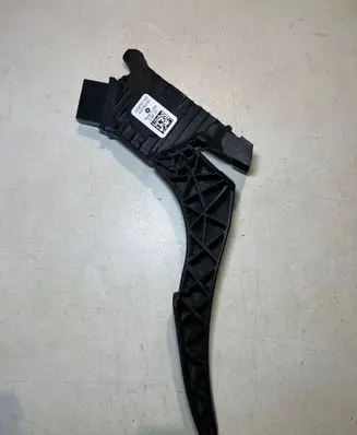 Chrysler Pacifica Accelerator throttle pedal 04581677AB