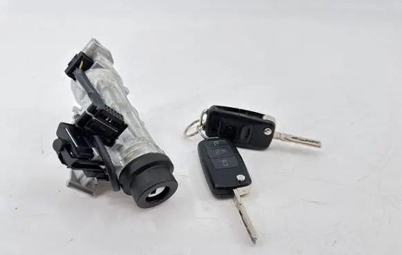 Skoda Octavia Mk2 (1Z) Ignition lock 1K0905851B