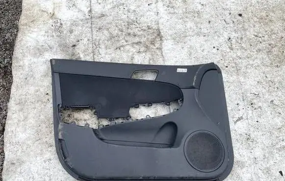Hyundai i30 Front door card panel trim 82370-2R000 JC1722410