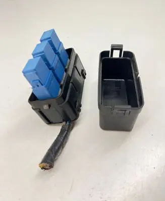 Nissan Qashqai Fuse box set 24382AD100