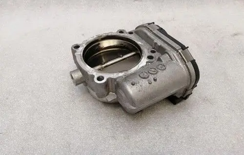 Mercedes-Benz C W205 Throttle body valve A2761410125