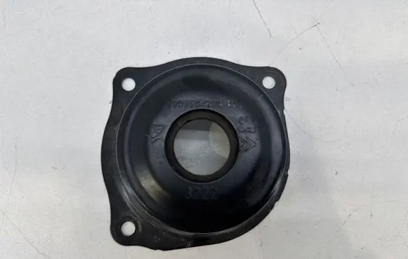 Opel Mokka B Other engine bay part 9803504280