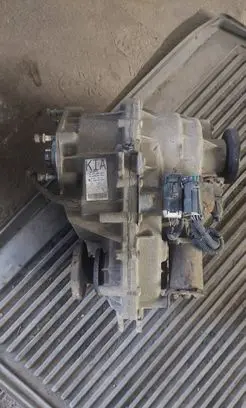 KIA Sorento Gearbox transfer box case 473004C111
