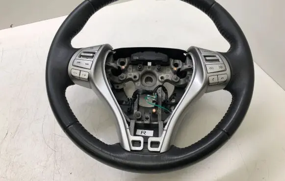 Nissan X-Trail T32 Steering wheel