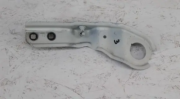 BMW X1 F48 F49 Fender mounting bracket 7355991