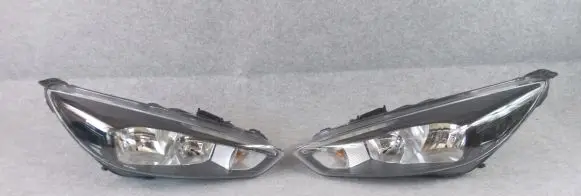 Ford Focus Headlight/headlamp 9789