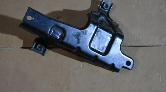 Porsche Panamera (971) Bumper support mounting bracket corner 971907455A555