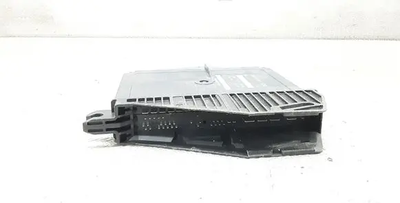 Mercedes-Benz E W210 Comfort/convenience module 2108203826