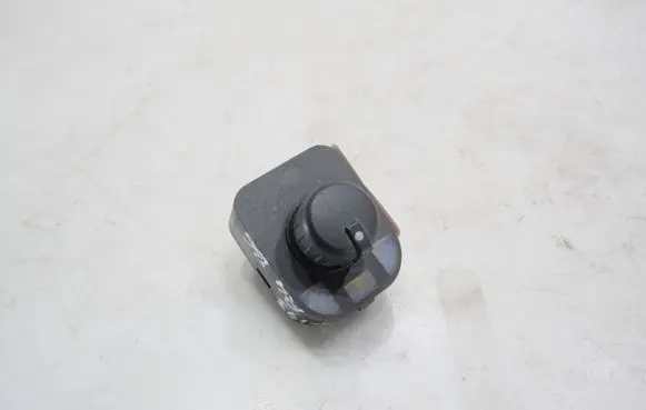 Audi A4 S4 B6 8E 8H Wing mirror switch 8E0959565