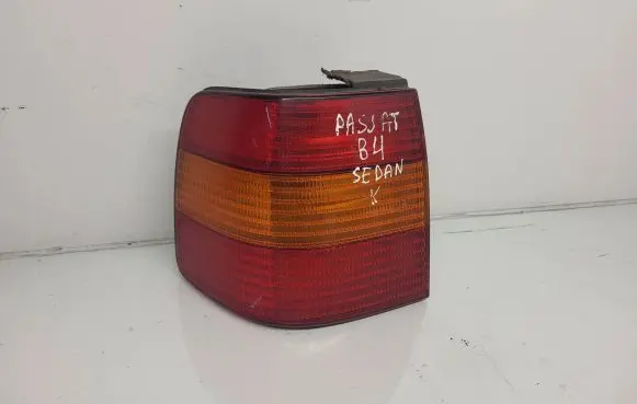 Volkswagen PASSAT B4 Rear/tail lights 3A5945111