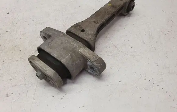 KIA Sportage Engine mount bracket 219692S000 219572S000