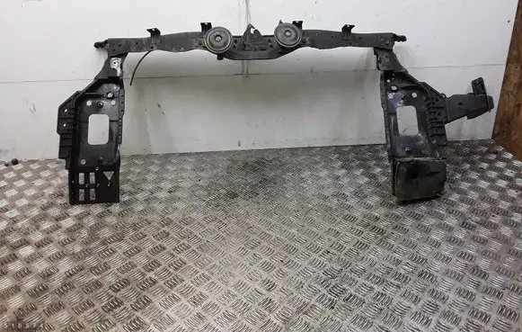Hyundai i40 Radiator support slam panel 