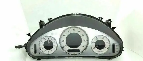 Mercedes-Benz E W211 Speedometer (instrument cluster) A2115409247