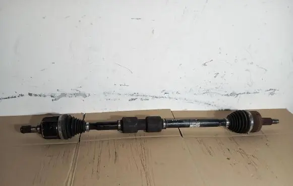 Hyundai i40 Front driveshaft 2Y930R