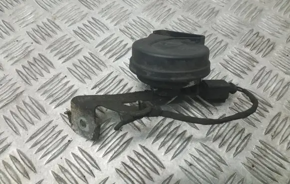 Volkswagen PASSAT B7 Horn signal 3AA951182A A046522