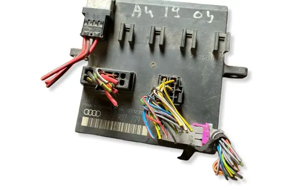Audi A4 S4 B7 8E 8H Comfort/convenience module 8E0907279H